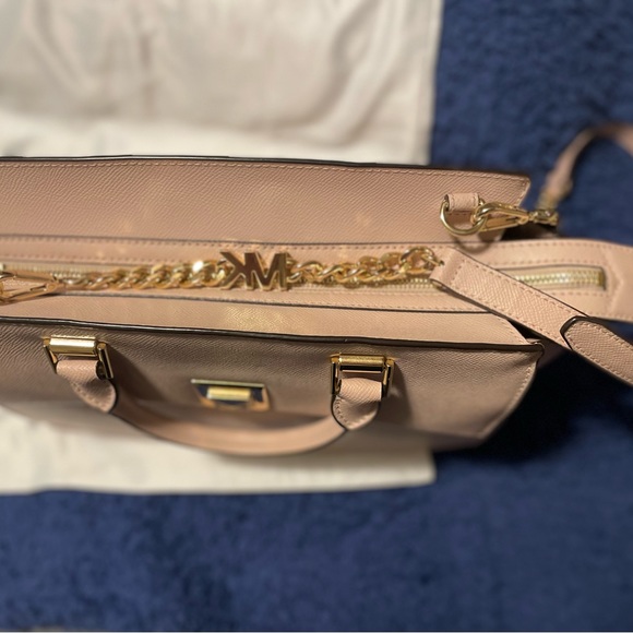 Light pink large Michael Kos purse - Picture 4 of 6